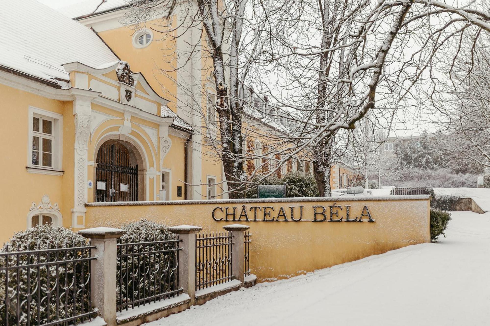 Hotel Chateau Bela Exteriér fotografie