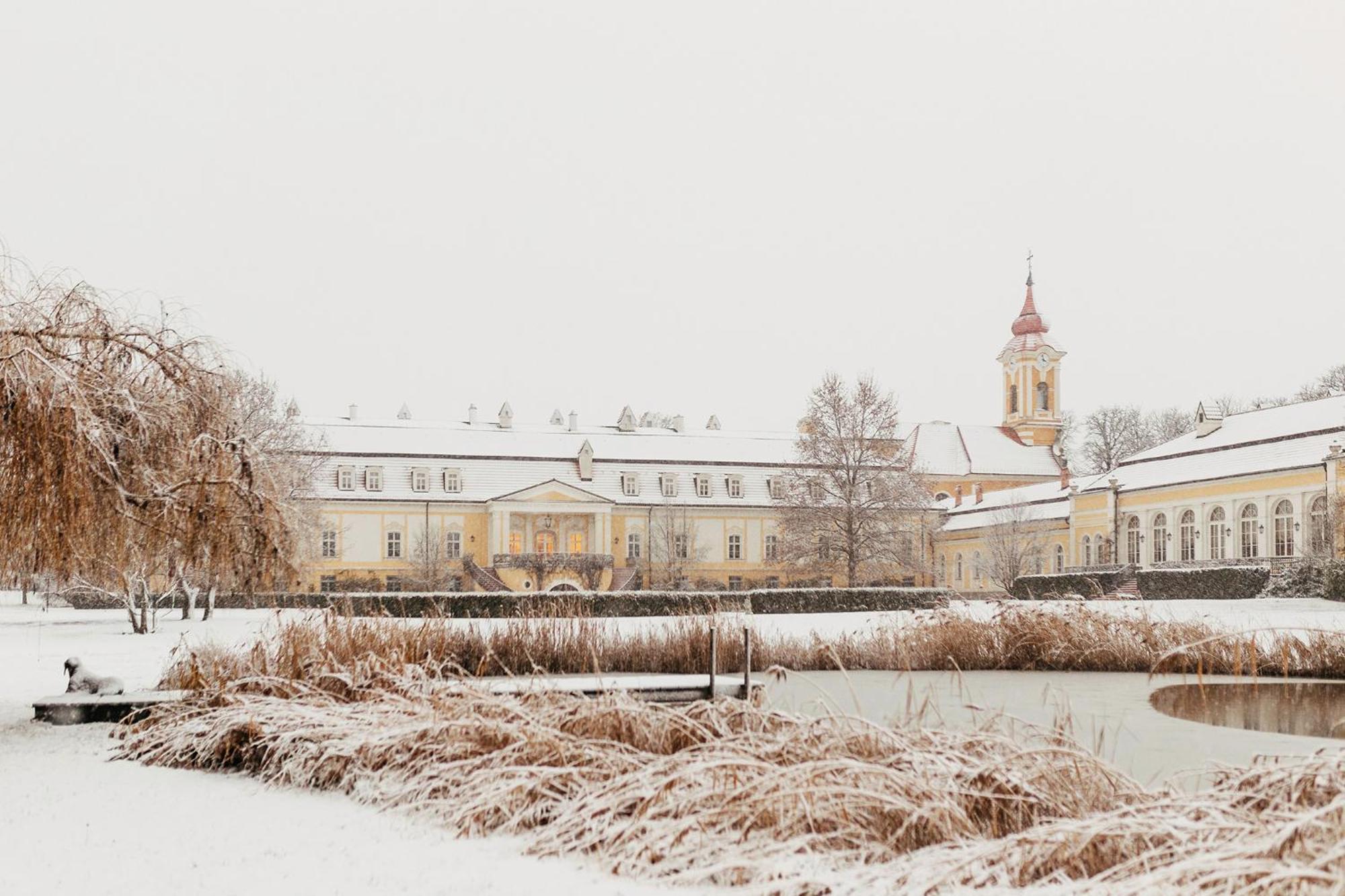 Hotel Chateau Bela Exteriér fotografie